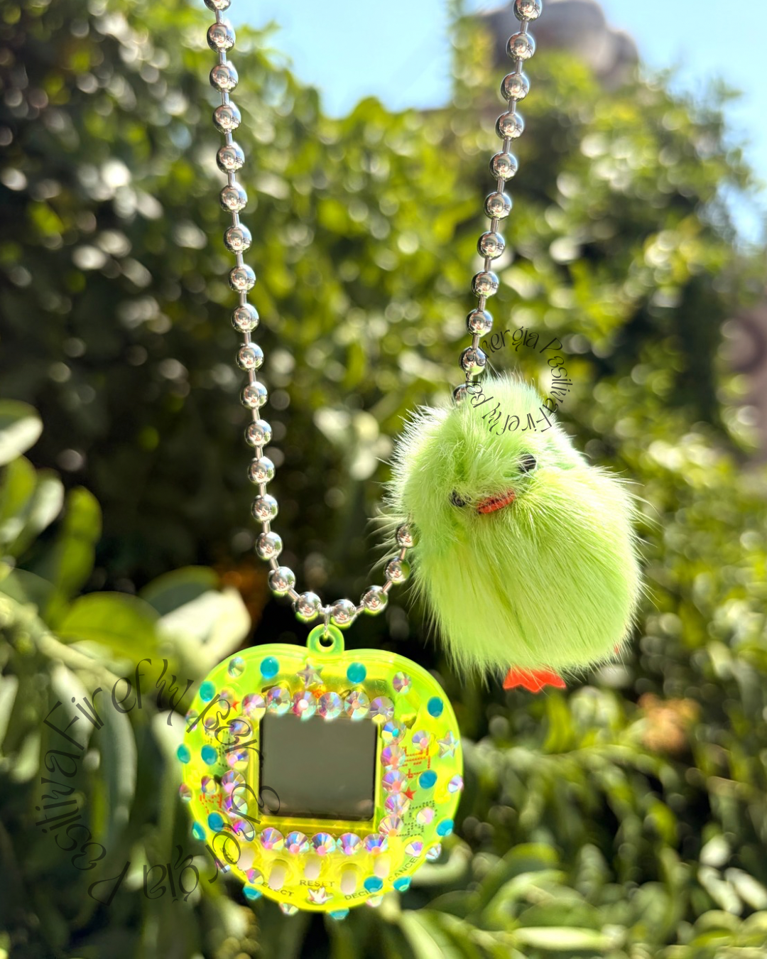 Collar Virtual Chicken